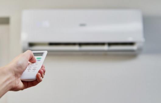 Dicas de manutenção DIY para manter seu sistema de ar condicionado central funcionando sem problemas