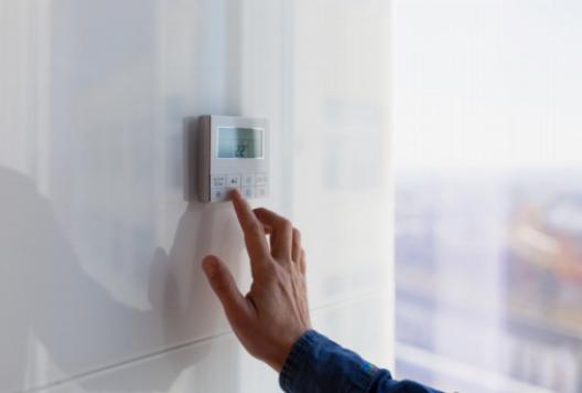 Evite Reparos Caros: Aprenda como Manter Adequadamente o seu Sistema de Ar Condicionado
